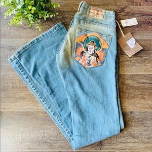 NWT True Religion KamaSutra Embroidered Bobby Jean Size 26